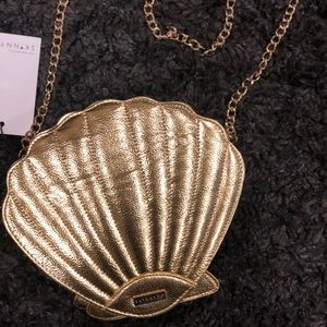 Skinnydip London shell bag